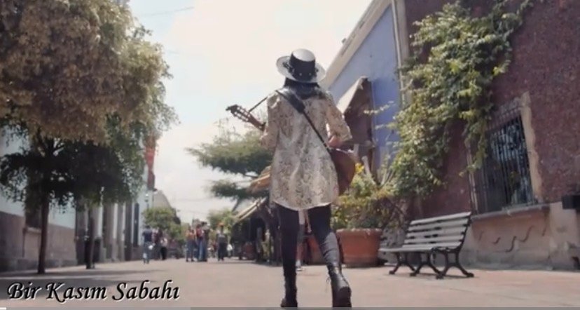 Bir Kasım Sabahı (şarkı klibi)